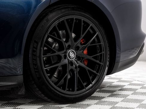 Used 2021 Porsche Panamera image 62