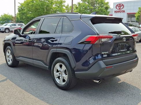 Used 2021 Toyota RAV4 XLE w/ Convenience Package AWD/4WD image 6