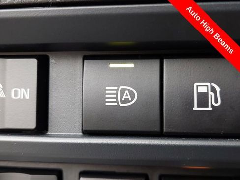 Certified 2025 Toyota Sequoia Platinum image 30