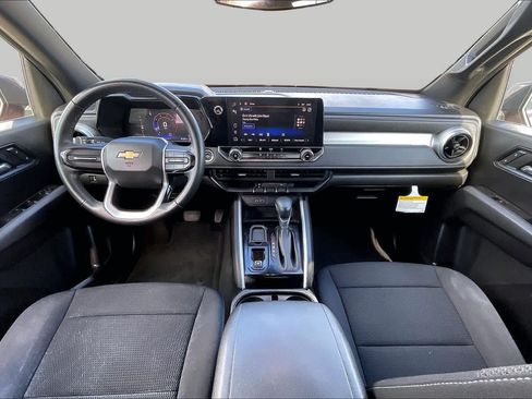 Used 2023 Chevrolet Colorado LT RWD image 12