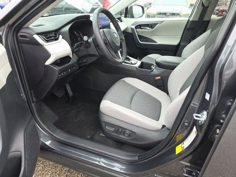 New 2025 Toyota RAV4 XLE image 8