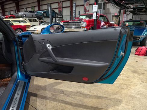 Used 2008 Chevrolet Corvette Coupe RWD image 30