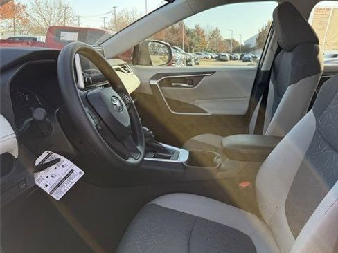 New 2025 Toyota RAV4 XLE image 19