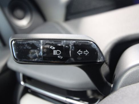New 2025 Lincoln Navigator Reserve AWD/4WD image 10