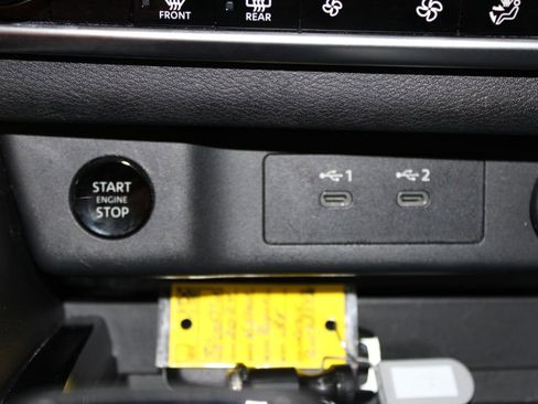 Used 2024 Nissan Rogue SV AWD/4WD image 48