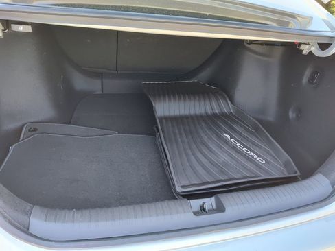 Used 2025 Honda Accord Sport image 9