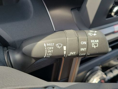 New 2026 Toyota 4Runner SR5 AWD/4WD image 12