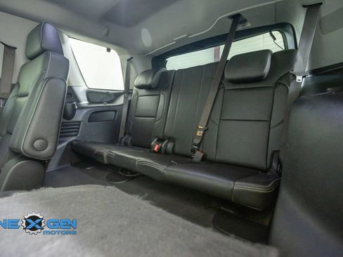 Used 2020 Chevrolet Tahoe Premier AWD/4WD image 28