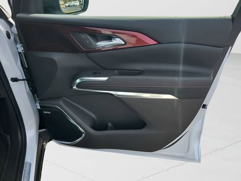 New 2026 Chevrolet Traverse Z71 w/ Enhanced Driving Package AWD/4WD image 46