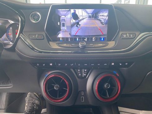 Used 2021 Chevrolet Blazer RS w/ Enhanced Convenience Package image 22