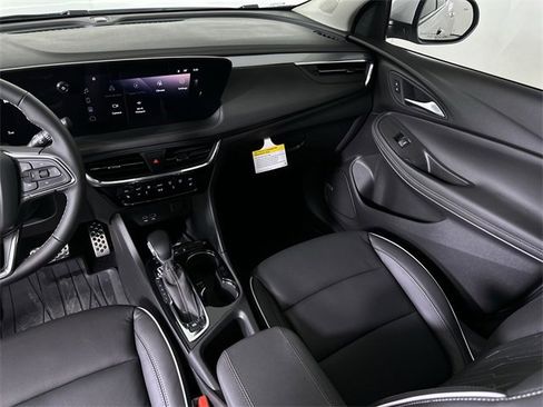 New 2026 Buick Encore GX Avenir w/ Avenir Technology Package image 36