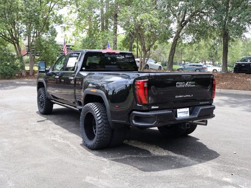 New 2026 GMC Sierra 3500 Denali Ultimate AWD/4WD image 7