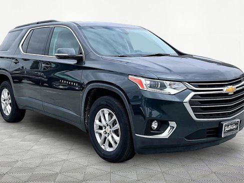 Used 2019 Chevrolet Traverse LT w/ LPO, Cargo Package FWD image 5