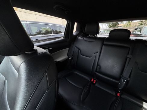 Used 2025 Jeep Compass Limited AWD/4WD image 40