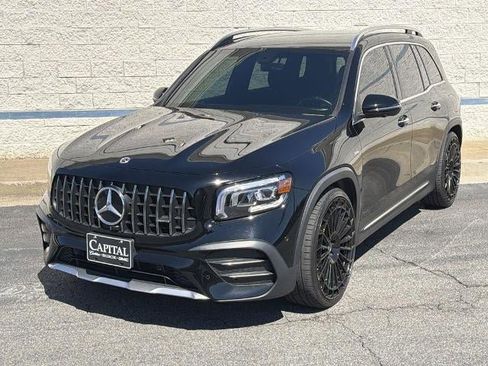 Used 2022 Mercedes-Benz GLB 35 AMG 4MATIC image 3