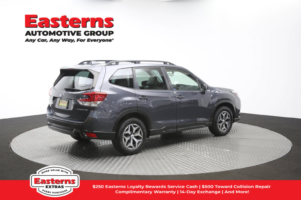 Used 2023 Subaru Forester Premium AWD/4WD image 47