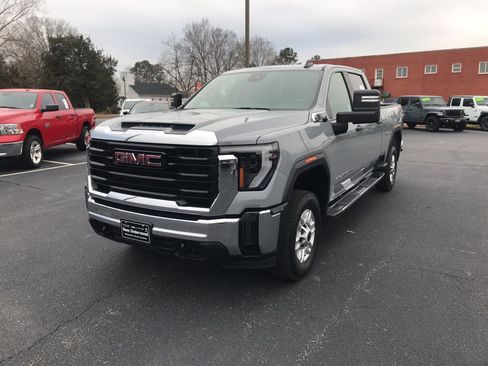 Used 2024 GMC Sierra 2500 Pro w/ Convenience Package image 23