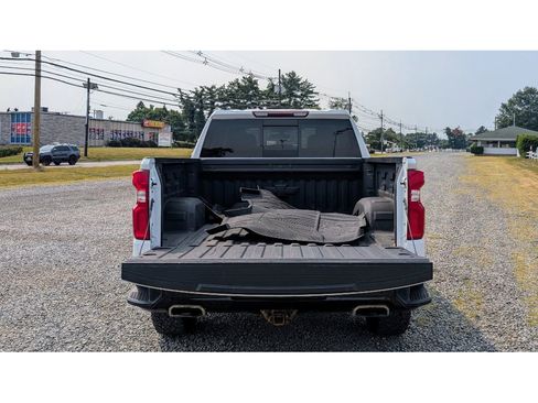 Used 2020 Chevrolet Silverado 1500 LT Trail Boss image 13