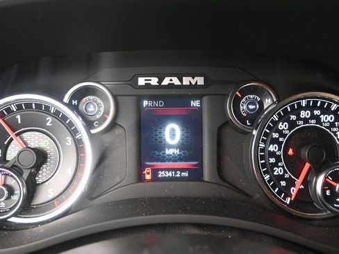 Used 2024 RAM 3500 Big Horn w/ Night Edition AWD/4WD image 13