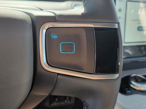 New 2026 Ford Expedition Active AWD/4WD image 25