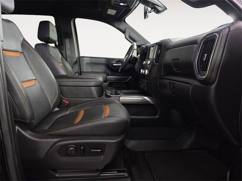 Used 2021 GMC Sierra 1500 AT4 w/ AT4 Premium Package image 9