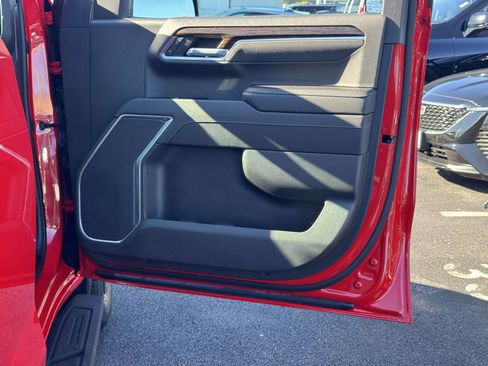 Used 2022 GMC Sierra 1500 Elevation image 14