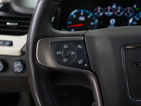 Used 2017 GMC Yukon Denali image 19