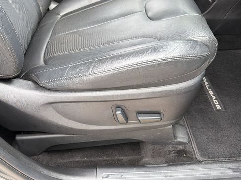 Used 2022 Hyundai Palisade SEL w/ 8P Bench Seat Package FWD image 23