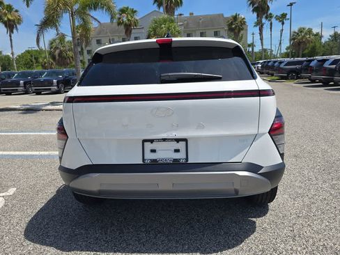 New 2026 Hyundai Kona SEL Premium FWD image 6