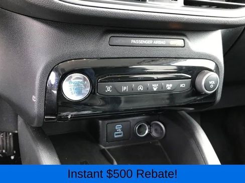 Used 2023 Ford Escape Platinum image 10