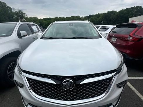Used 2023 Buick Enclave Avenir w/ Avenir Technology Package AWD/4WD image 1