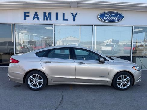 Used 2018 Ford Fusion S image 8