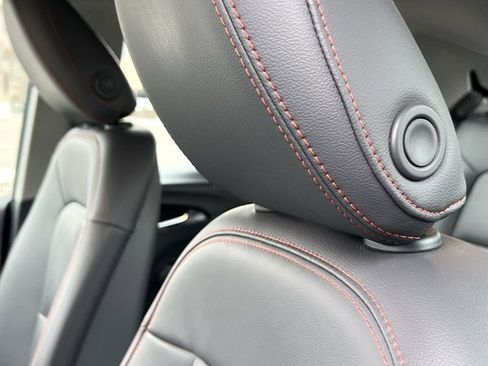 Used 2021 Chevrolet Bolt Premier w/ Infotainment Package image 18