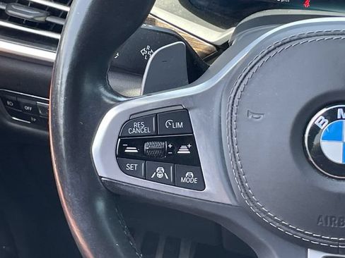 Used 2021 BMW X5 xDrive40i w/ M Sport Package AWD/4WD image 13