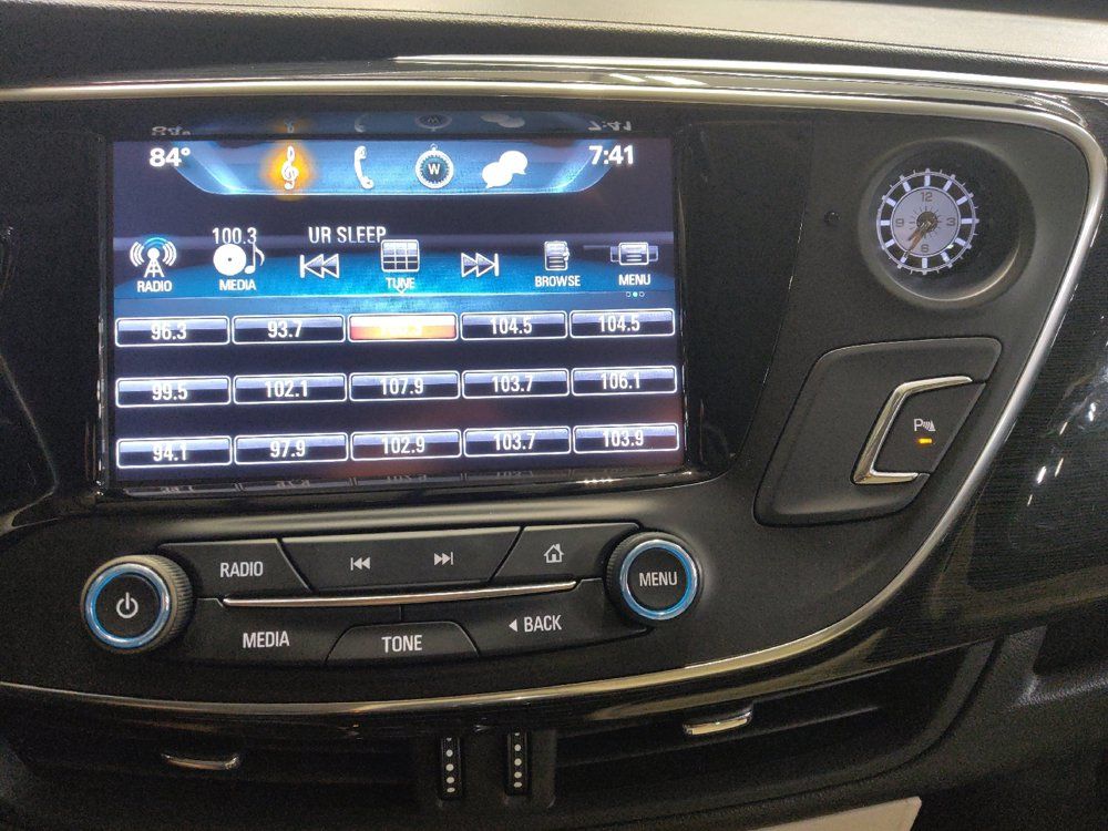 Used 2017 Buick Envision Essence FWD image 25