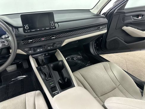 Used 2025 Honda Accord SE image 21