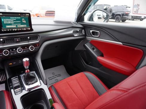 Used 2023 Acura Integra A-Spec image 18