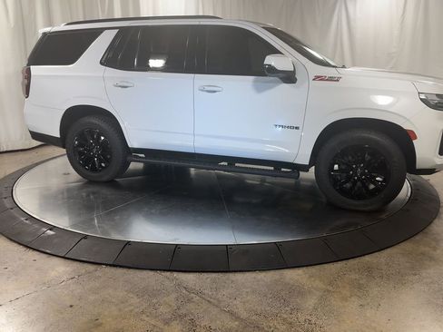 Used 2022 Chevrolet Tahoe Z71 w/ Off-Road Capability Package image 3