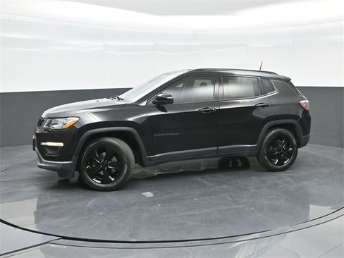 Used 2018 Jeep Compass Altitude image 8
