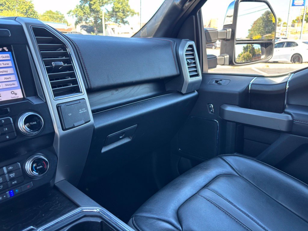 Used 2019 Ford F150 Platinum w/ Equipment Group 701A Luxury AWD/4WD image 32