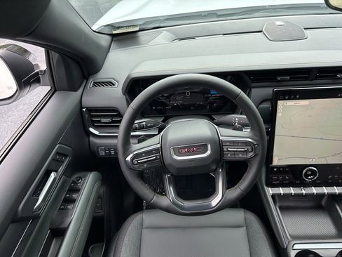 New 2026 GMC Terrain AT4 w/ Technology Package II image 24