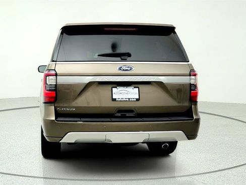 Used 2019 Ford Expedition Platinum AWD/4WD image 6