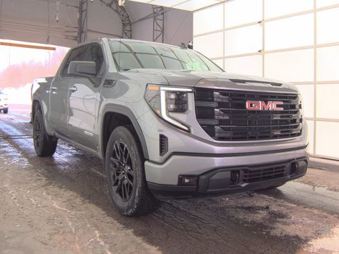 Used 2024 GMC Sierra 1500 Elevation image 4