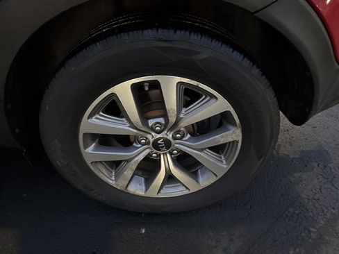 Used 2015 Kia Sportage LX image 6