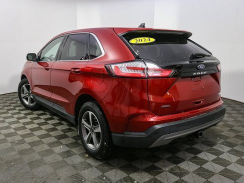 Used 2024 Ford Edge SEL w/ Convenience Package image 7