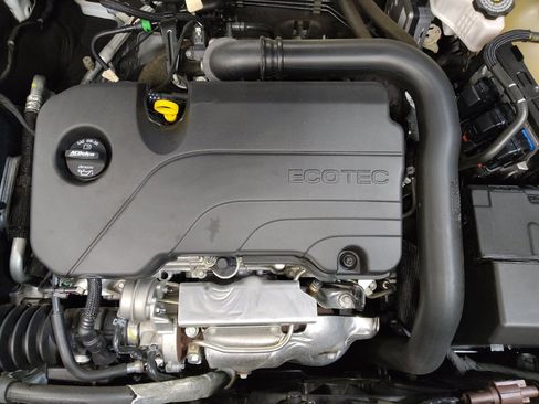 Used 2024 Chevrolet Malibu LS w/ Driver Confidence Package FWD image 30