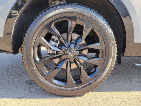 Used 2023 Kia Sorento SX image 5