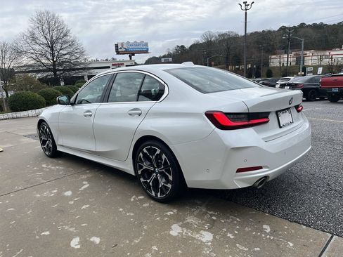 Certified 2025 BMW 330i Sedan image 6