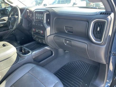 Certified 2021 Chevrolet Silverado 1500 LTZ w/ LTZ Premium Package image 17