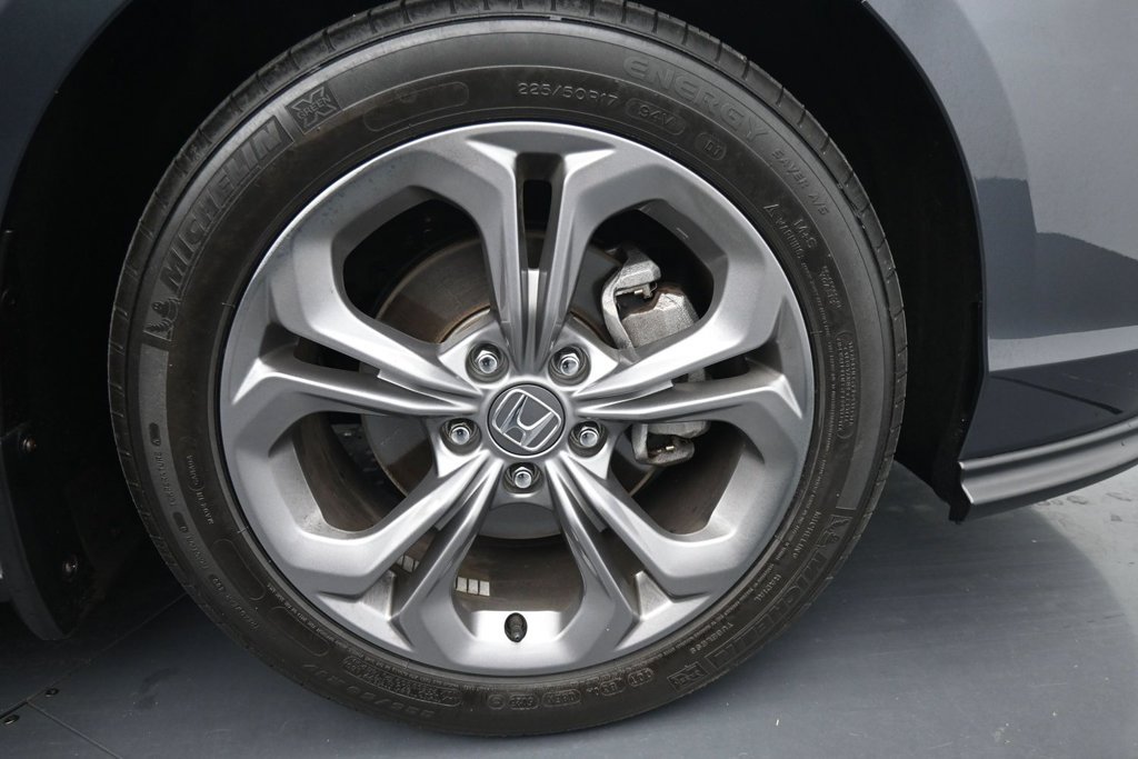 Used 2024 Honda Accord EX image 11